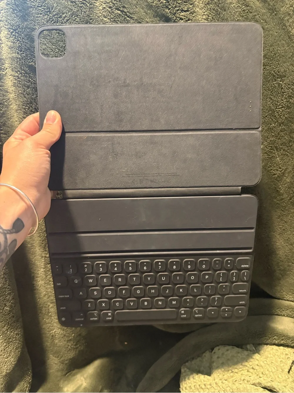 11 inch iPad Pro Keyboard Case with Folio Cover